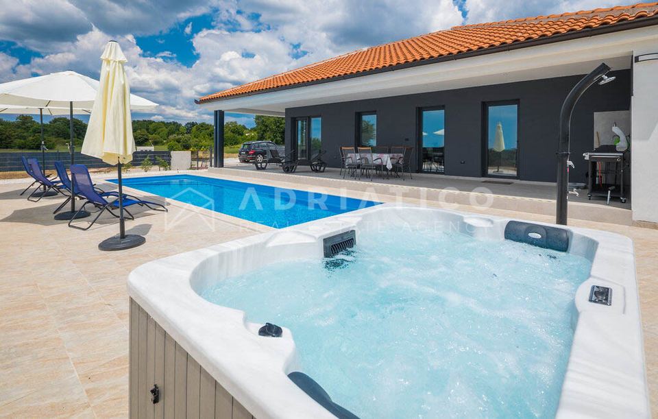 Kuća u Žminju, 93.72m², 2 sobe