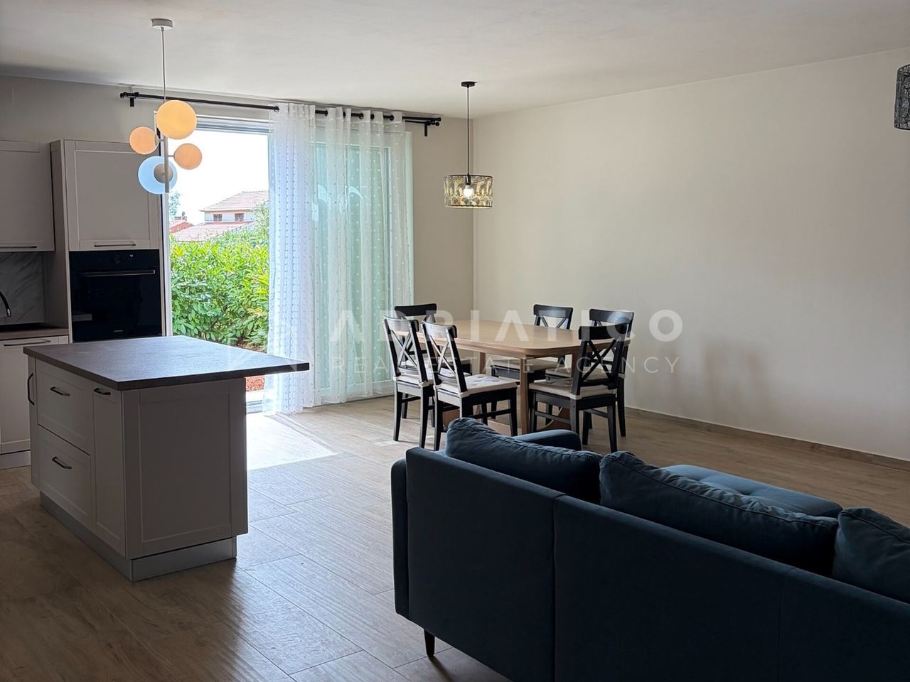 Hiša u Brtonigla, 102m², 2 sobe