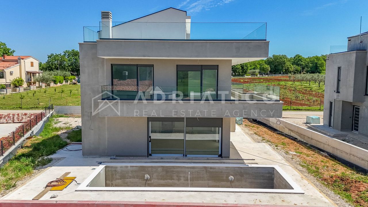 Kuća u Poreču, 233.13m², 3 sobe