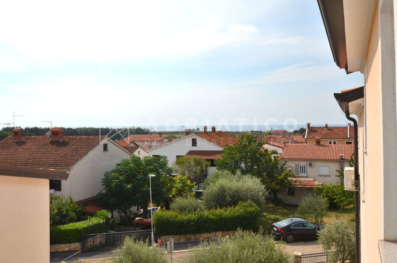 Apartment u Novigrad, 62m², 2 sobe