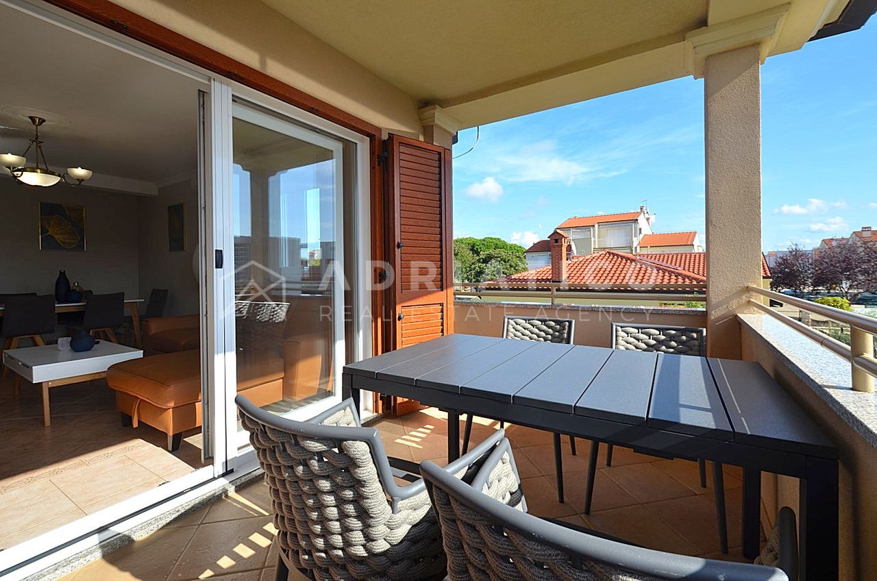 Apartment u Novigrad, 64m², 2 sobe