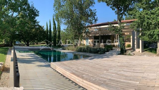 Casa u Oprtalj, 110m², 3 sobe