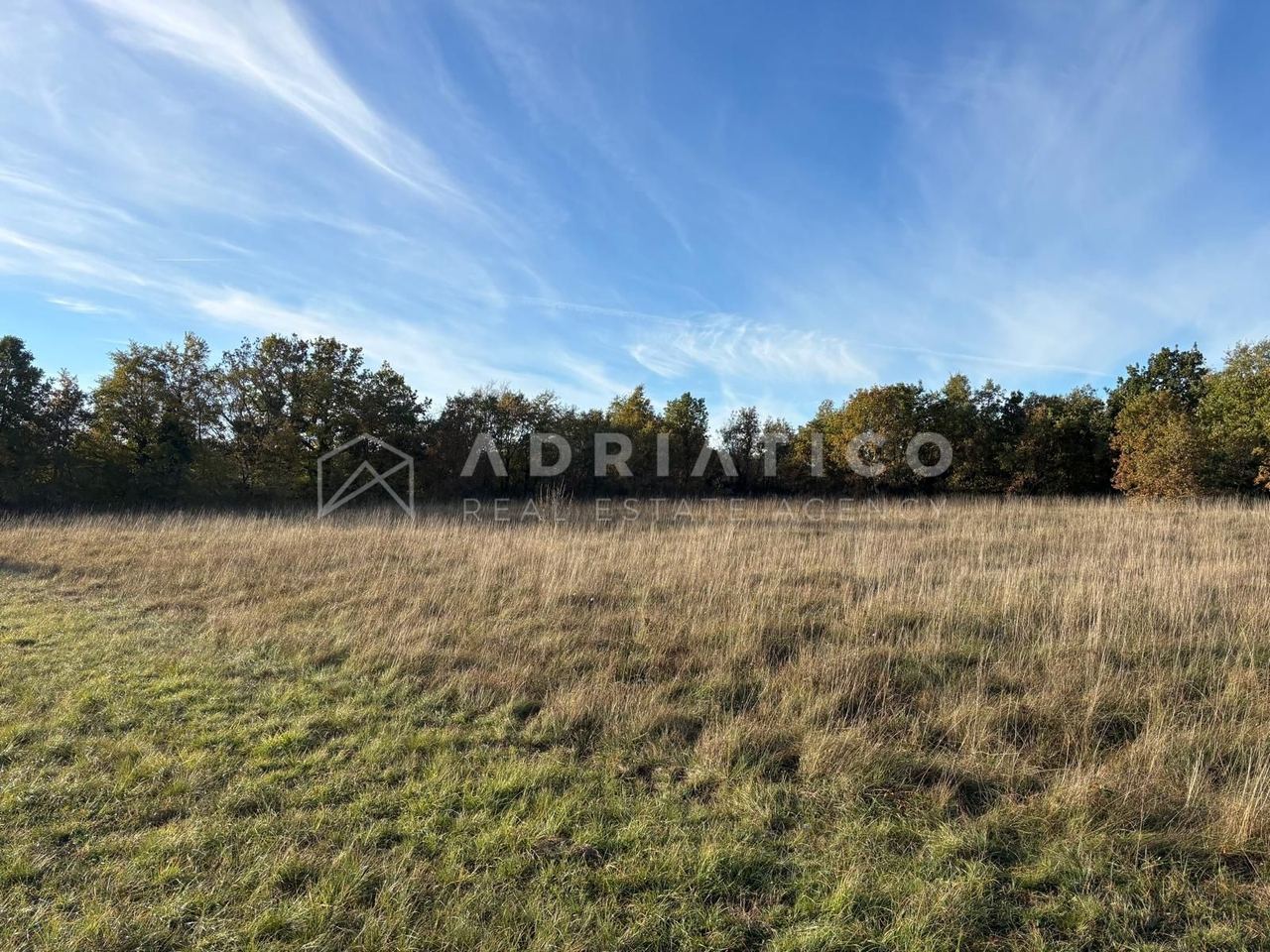 Land u Kanfanar, 5331m²