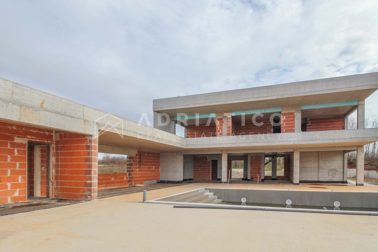 Kuća u Poreču, 300m², 5 soba