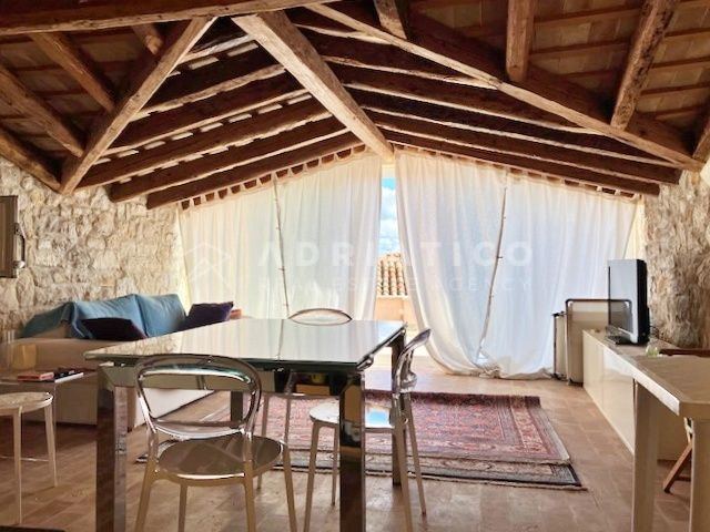 Hiša u Rovinj, 180m², 2 sobe