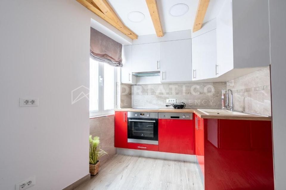 Apartment u Rovinj, 58m², 2 sobe