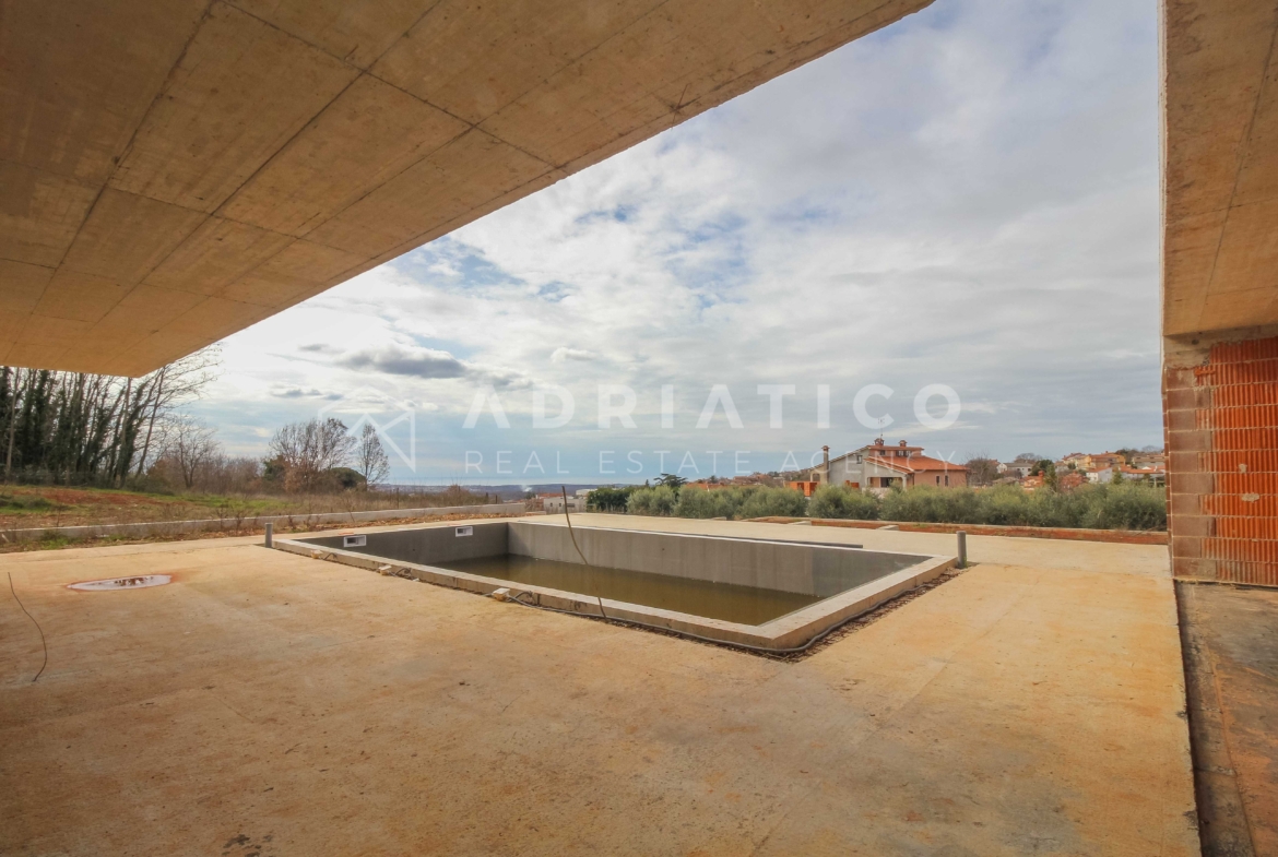 Poreč, Kaštelir, Prostrana vila s pogledom i velikim vrtom 11